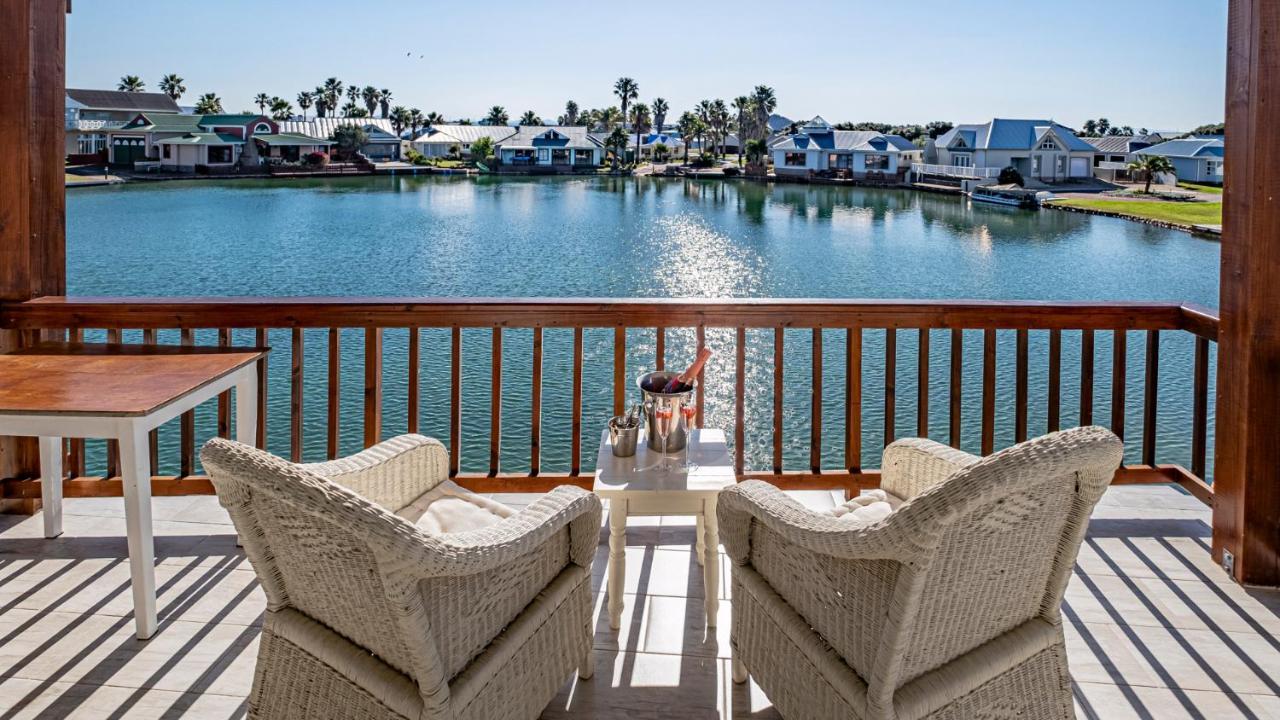 The Ark Guesthouse At Marina Martinique Jeffreys Bay Dış mekan fotoğraf