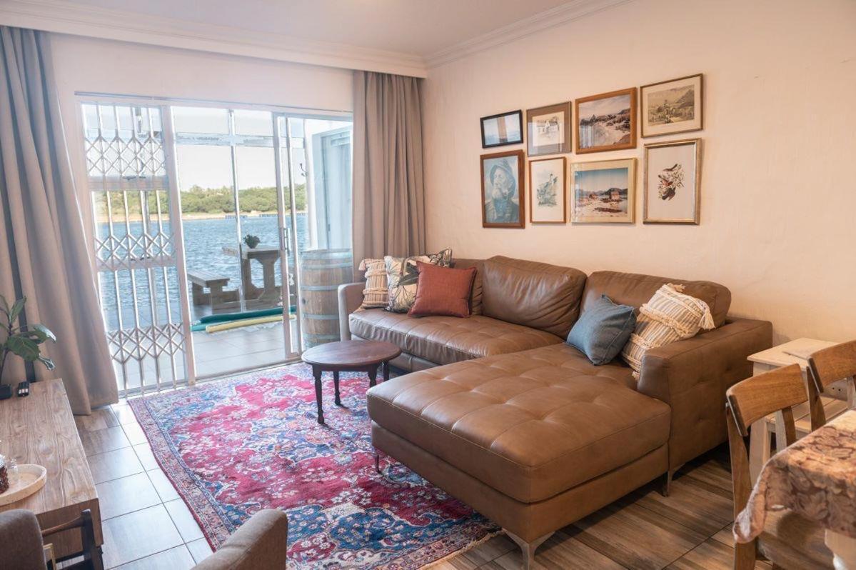 The Ark Guesthouse At Marina Martinique Jeffreys Bay Dış mekan fotoğraf