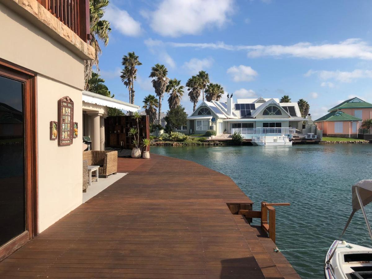 The Ark Guesthouse At Marina Martinique Jeffreys Bay Dış mekan fotoğraf