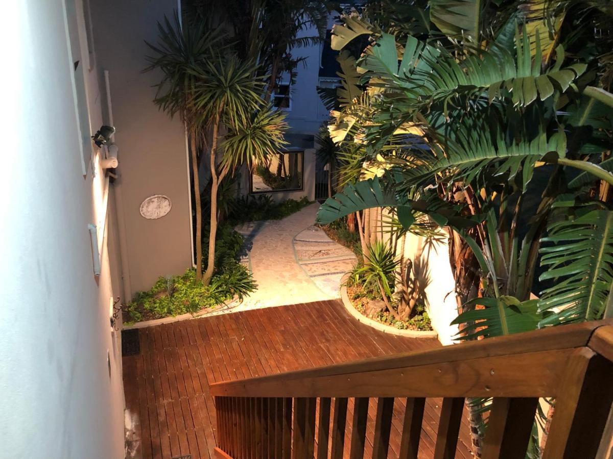 The Ark Guesthouse At Marina Martinique Jeffreys Bay Dış mekan fotoğraf